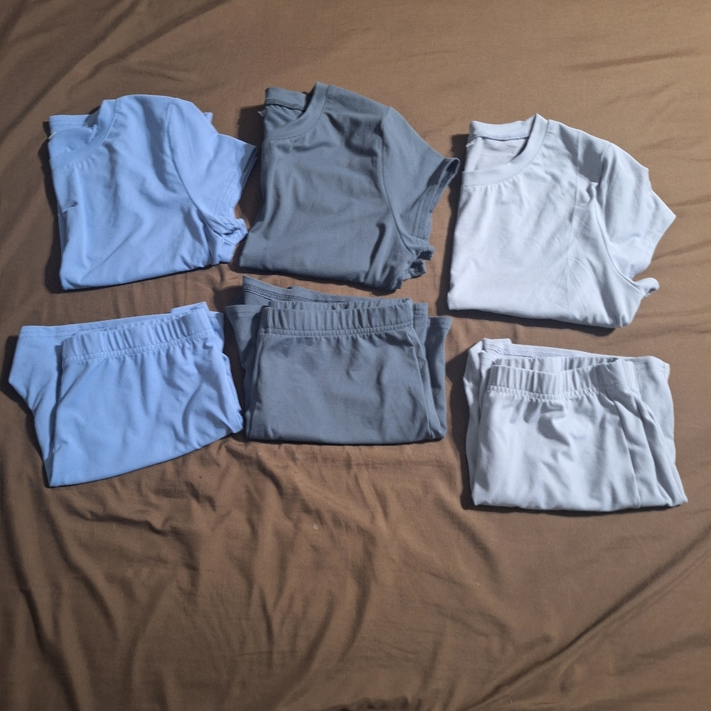 3 Sets - Deep Grey, Light Grey, and Haze Blue BabyT-Shirts & Shorts Womens M.